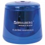 Точилка электрическая BRAUBERG DOUBLE BLADE двойное лезвие питание от 2 батареек AA 229605